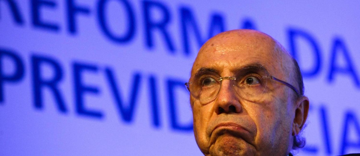 
Ministro da Fazenda, Henrique Meirelles, participa do Fórum Estadão sobre reforma na Previdência
Foto: Aloisio Mauricio / Agência O Globo