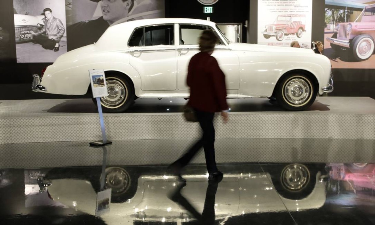 O novo Elvis Presley Automobile Museum é parte integrante do complexo Foto: Mark Humphrey / AP