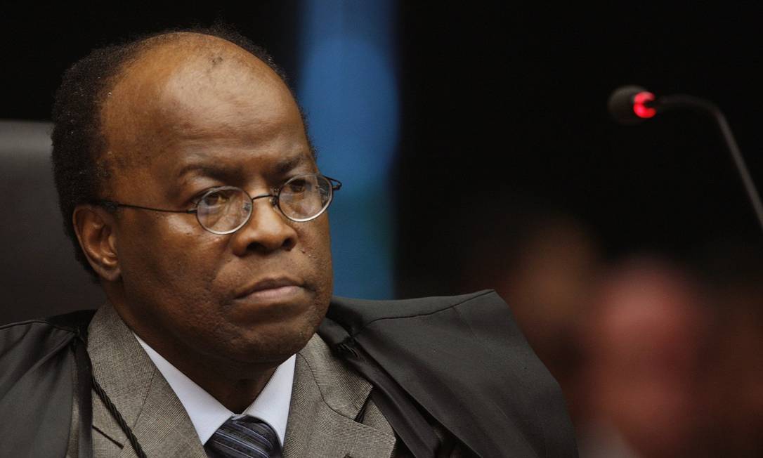 Joaquim Barbosa surge frente de Alckmin e Ciro no Datafolha e se