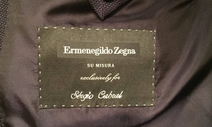 O ex-governador tinha o nome bordado nos ternos, que podem custar até R$ 150 mil Foto: Reprodução