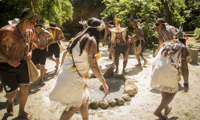 Rituais Índios Da Tribo Fulni ô Promovem Imersão Em Sua Cultura