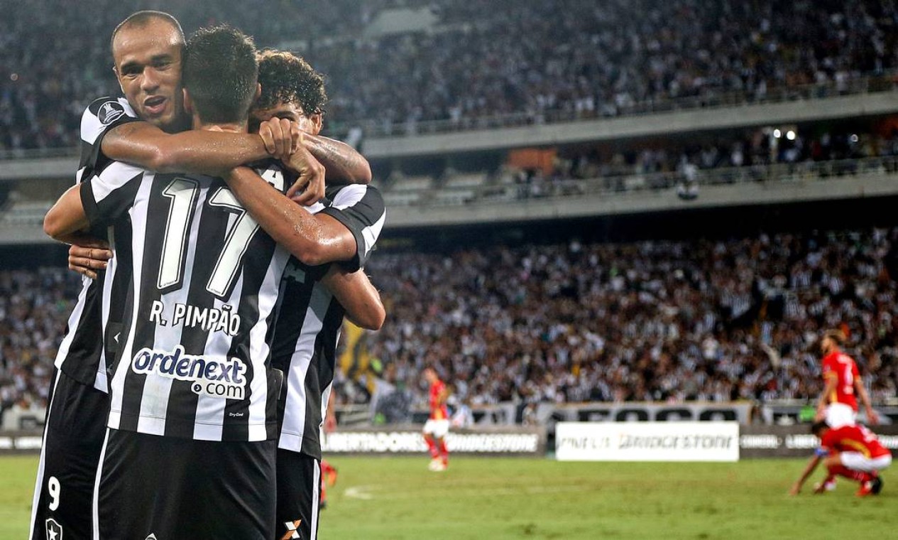Botafogo joga para colocar um pé nas oitavas da Libertadores - Jornal O ...