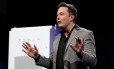 Elon Musk é hoje um dos principais empresários e investidores dos EUA e do Canadá Foto: DAVID MCNEW / AFP