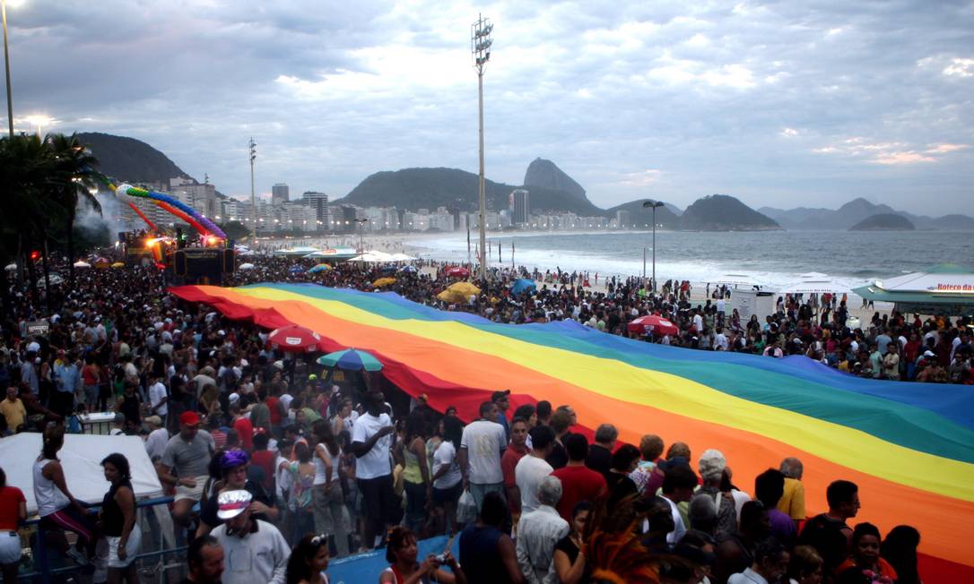 Sem Apoio Da Prefeitura 22ª Parada Lgbt De Copacabana Acontece Neste Domingo Com Estrutura