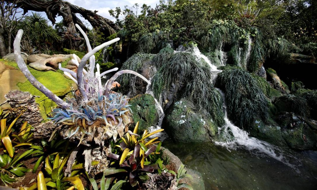 Pandora, área inpisrada em "Avatar" no parque Animal Kingdom será oficialmente aberto para o público no dia 27 de maio Foto: John Raoux / AP