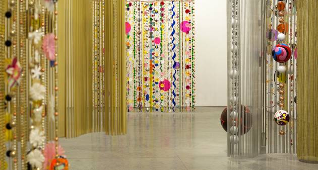 Beatriz Milhazes abre mostra de esculturas e ganha, em junho