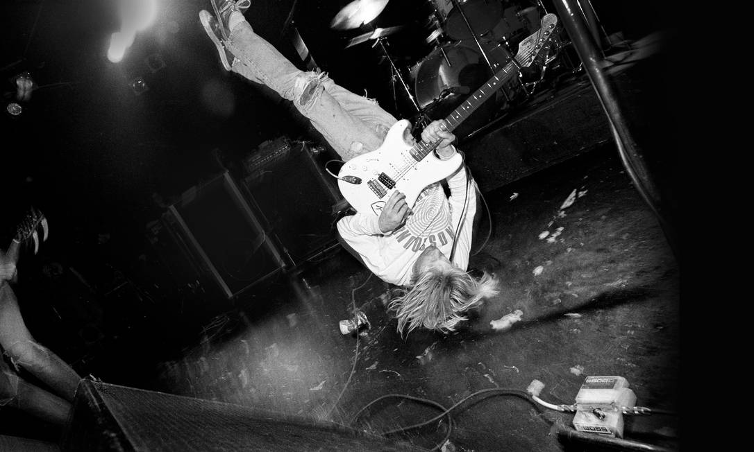 Kurt Cobain em foto da exposição “Taking punk to the masses” Foto: Divulgação