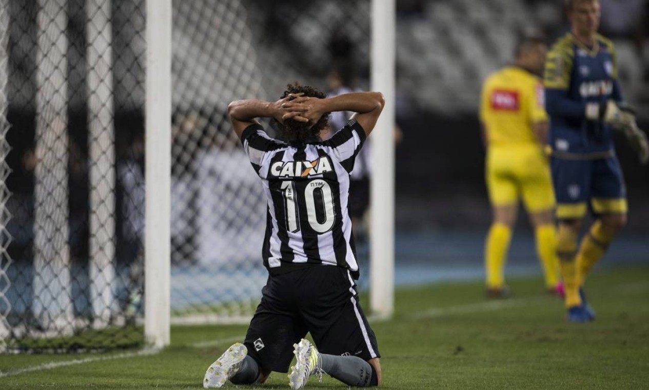 Botafogo perde chances e a invencibilidade em casa para o Avaí - Jornal ...