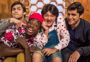 Lucas Veloso (Didico), Bruno Gissoni (Dedeco), Mumuzinho (Mumu) e Gui Santana (Zaca) interpretam personagens inspirados nos Trapalhões originais Foto: Divulgação