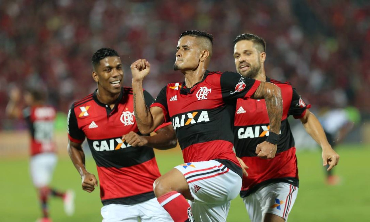 Página 2  Fotos Jogo Flamengo, 67.000+ fotos de arquivo grátis de