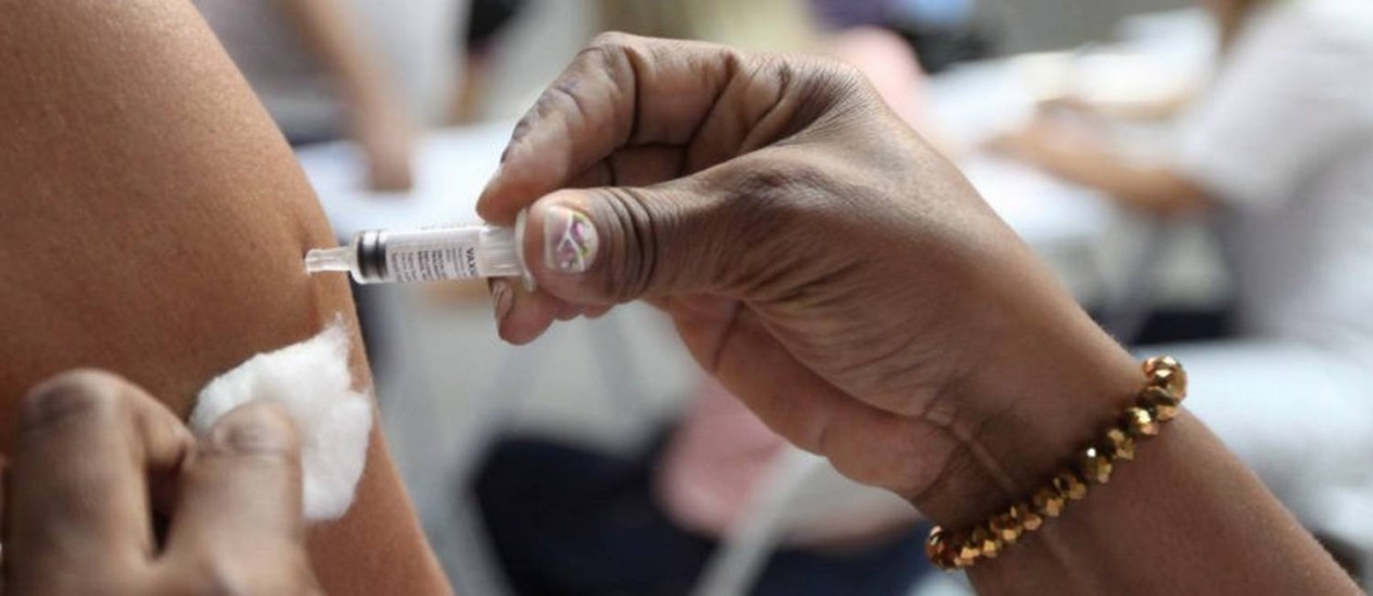 Vacinação contra a febre amarela no Estado do Rio Foto: Clarice Castro / Agência O Globo