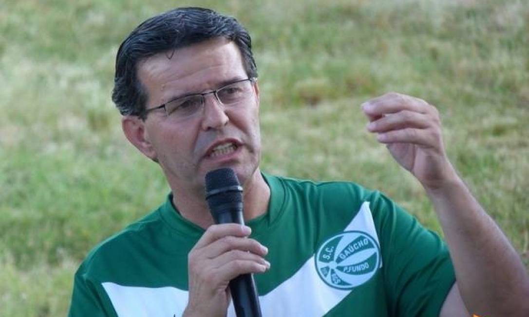 Sósia' do Juventude, clube gaúcho demite jogadores após masturbação  coletiva no vestiário - Jornal O Globo