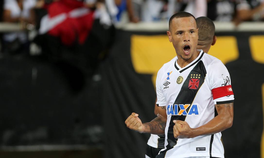Luis Fabiano chega nesta terça, e Eurico garante: 'Vai jogar contra o  Flamengo' - ESPN