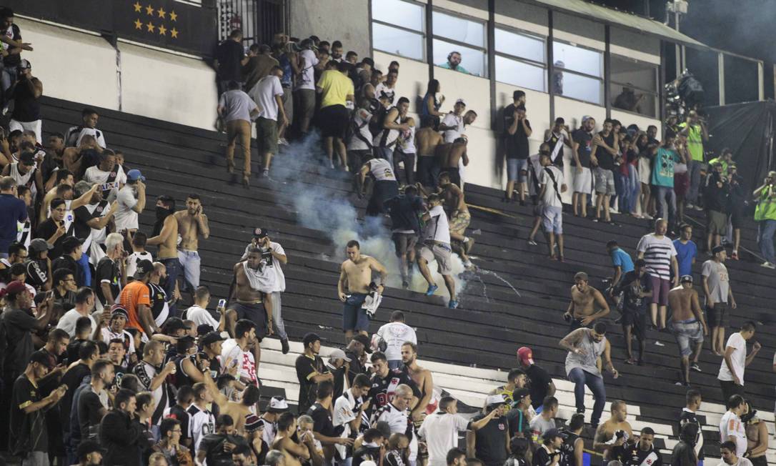 Com Fla no Maracanã, 'Vasco mandará todos os jogos em São Januário', diz  Campello - Jornal O Globo