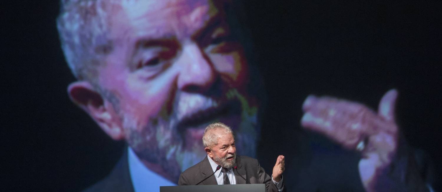 O ex-presidente Lula participa de evento sindicalista no Rio de Janeiro Foto: Antonio Scorza / Agência O Globo/04-10-2016