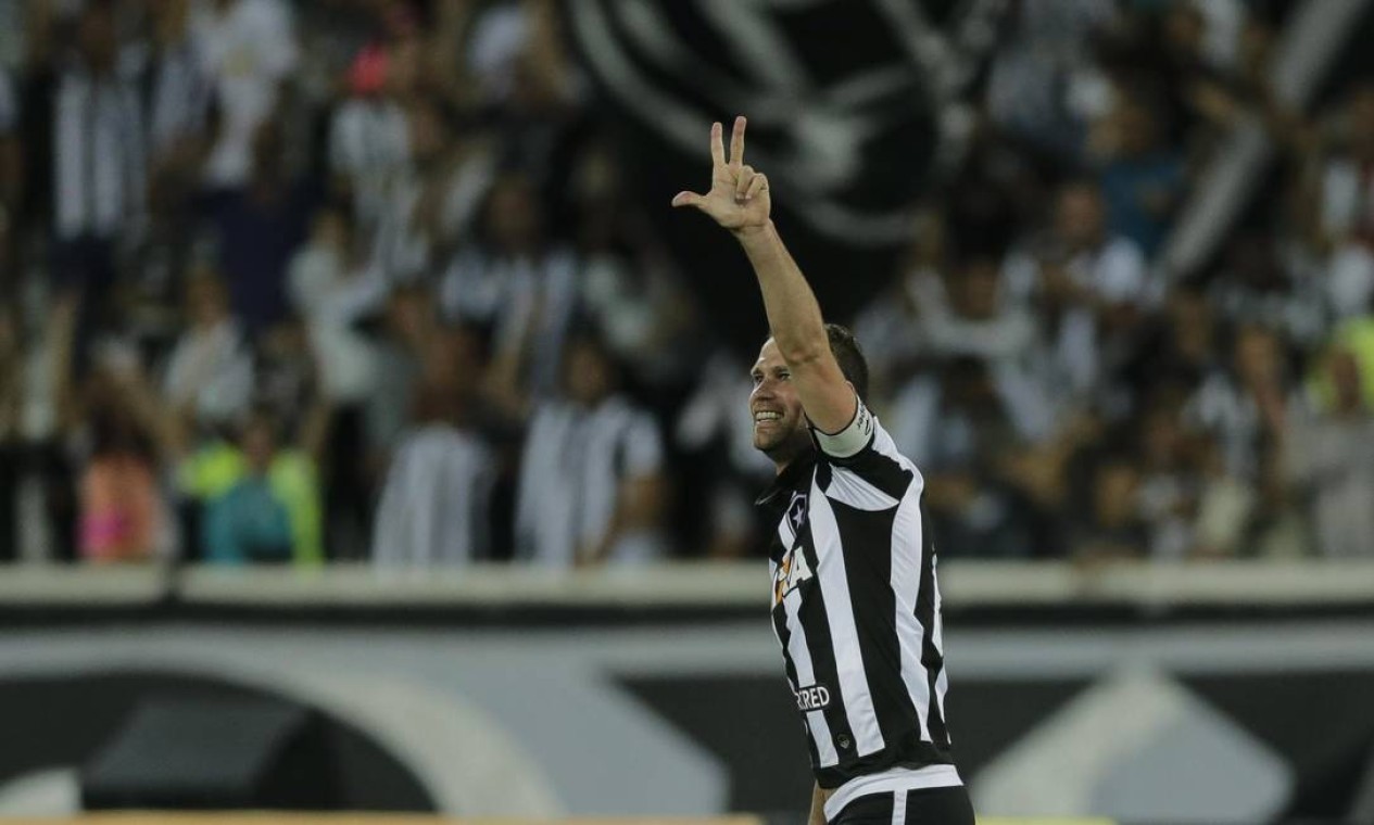 As melhores imagens de Botafogo 3 x 0 Atlético-MG - Jornal O Globo