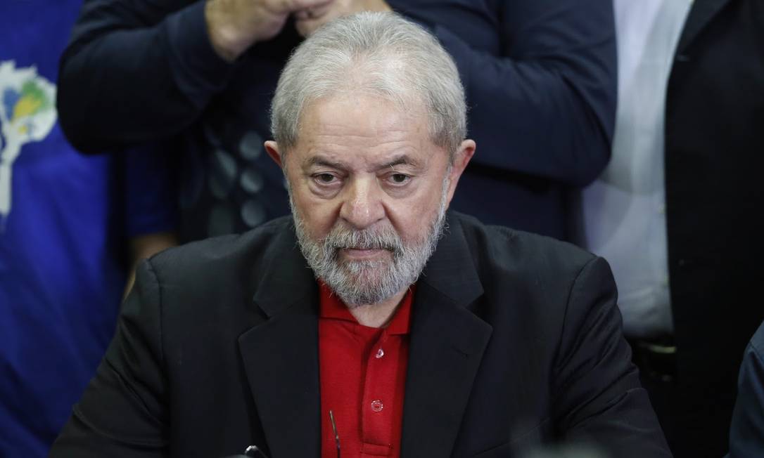 Em Agenda De Candidato, Lula Ataca Temer Por Gastar Dinheiro Com ...