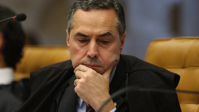 O ministro Luis Roberto Barroso, do Supremo Tribunal Federal (STF) Foto: AndrÃ© Coelho / AgÃªncia O Globo / 1-6-17