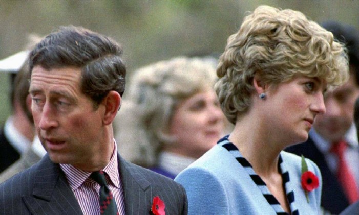 Príncipe Charles e princesa Diana durante evento em novembro de 1992 Foto: STRINGER / REUTERS