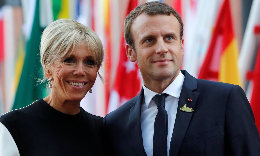 macron-desiste-de-oficializar-sua-mulher-como-primeira-dama-jornal-o