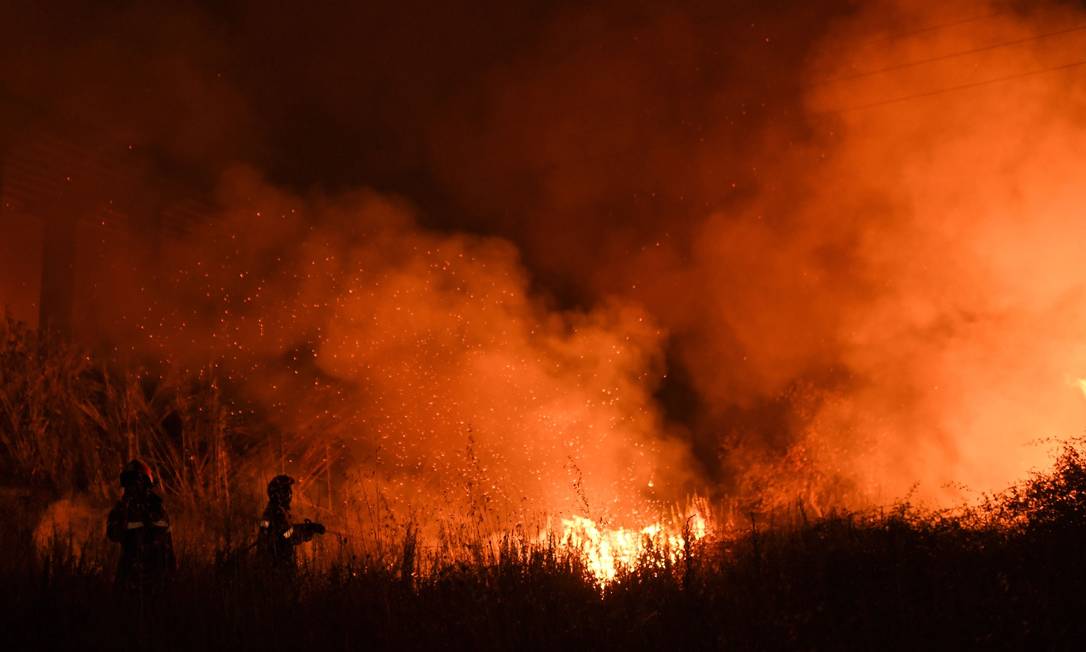 Portugal Registra Recorde De Incêndios Em Um único Dia De 2017 - Jornal 