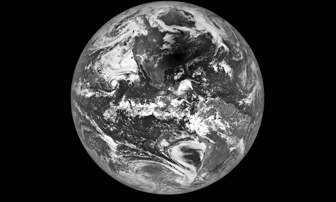 Imagem de sonda espacial mostra eclipse solar visto a partir da Lua ...