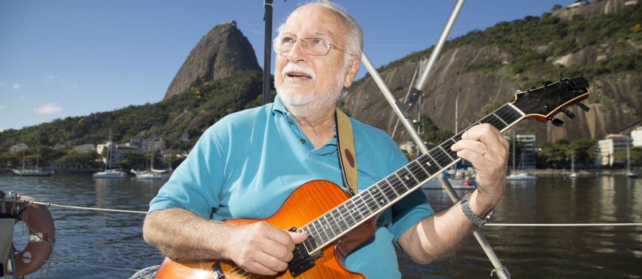 O músico, produtor e compositor Roberto Menescal Foto: Divulgação