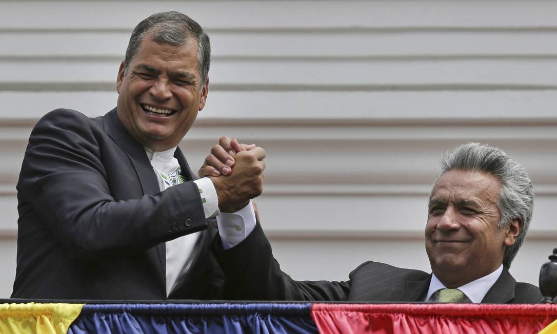 Presidente do Equador rompe com Correa e dá novo tom a governo