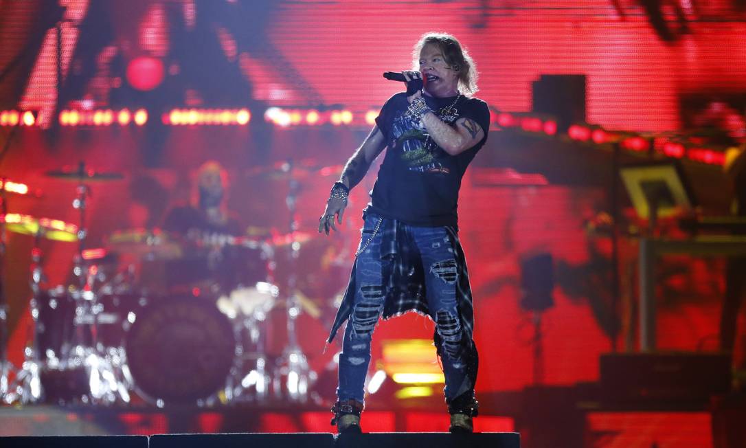 Guns N' Roses: Mil músicos se uniram para tocar 'Paradise City