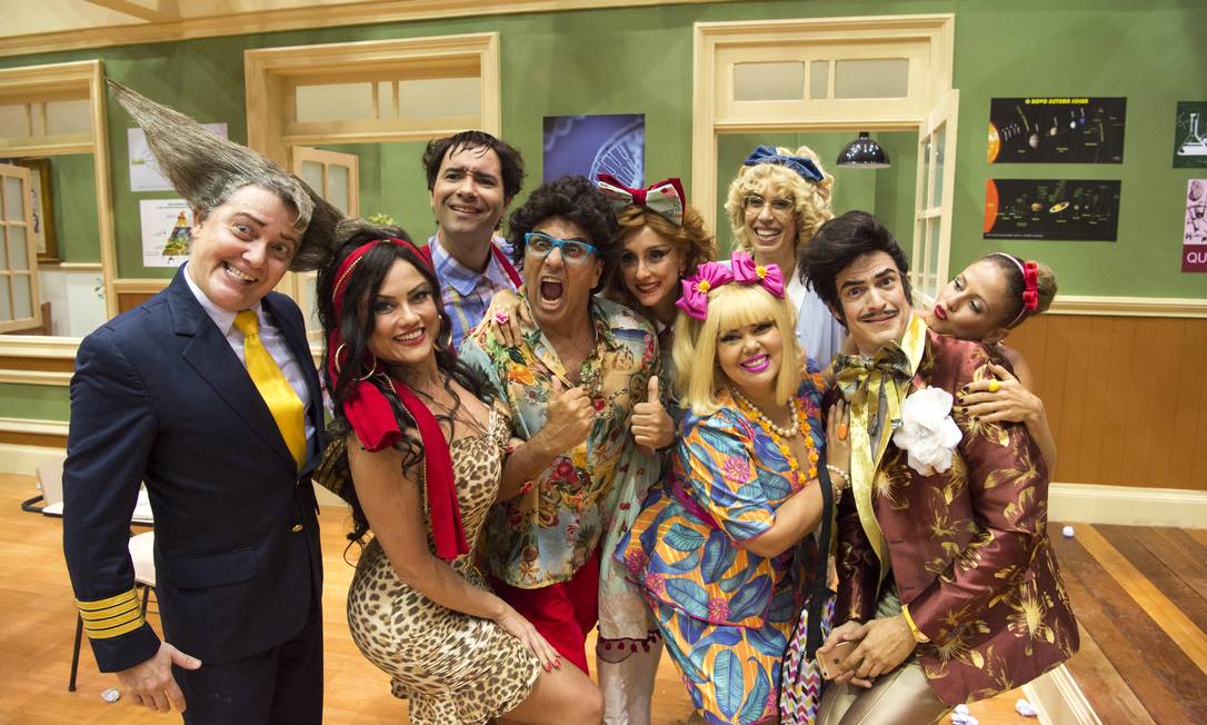 Marco Luque e Bruno Garcia estreiam na 'Escolinha do Professor Raimundo' Jornal O Globo