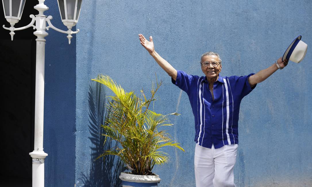 João Máximo: 'Monarco tinha uma voz densa, sem enfeites, dos