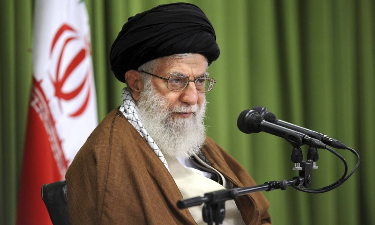 Irã alerta EUA e pede a Estados muçulmanos que cessem exportações
