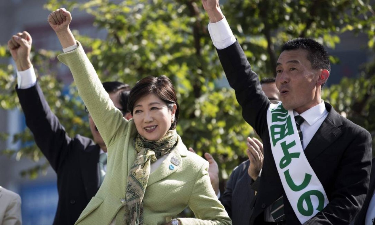 日本の政治を揺るがす東京都知事の小池百合子