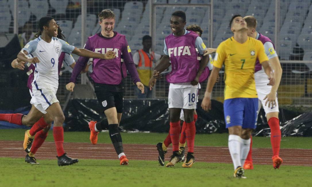 Inglaterra mostrou ao Brasil na semifinal do Mundial Sub-17 de