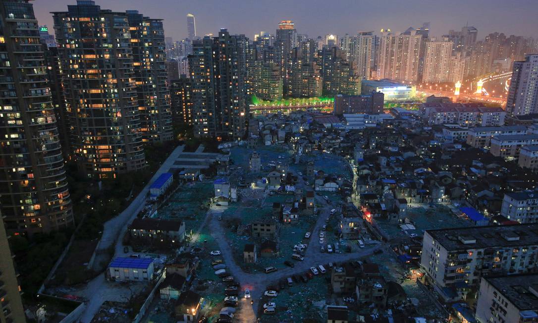 Xangai, a megalópole, Fugas dos Leitores