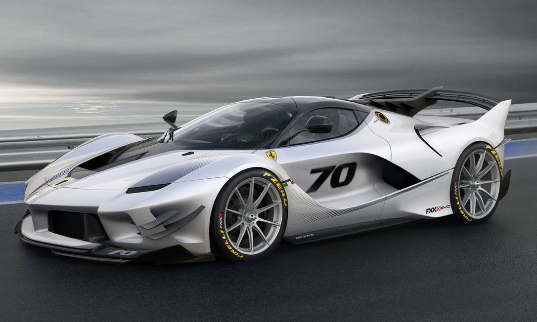 1/14 ラ・フェラーリ 2台セット アペルタ FXX K EVO 1/14 ラ