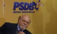   Ex-governador de São Paulo, Alberto Goldman assumiu PSDB após o presidente licenciado, Aécio Neves, destituir o interino, Tasso Jereissati  