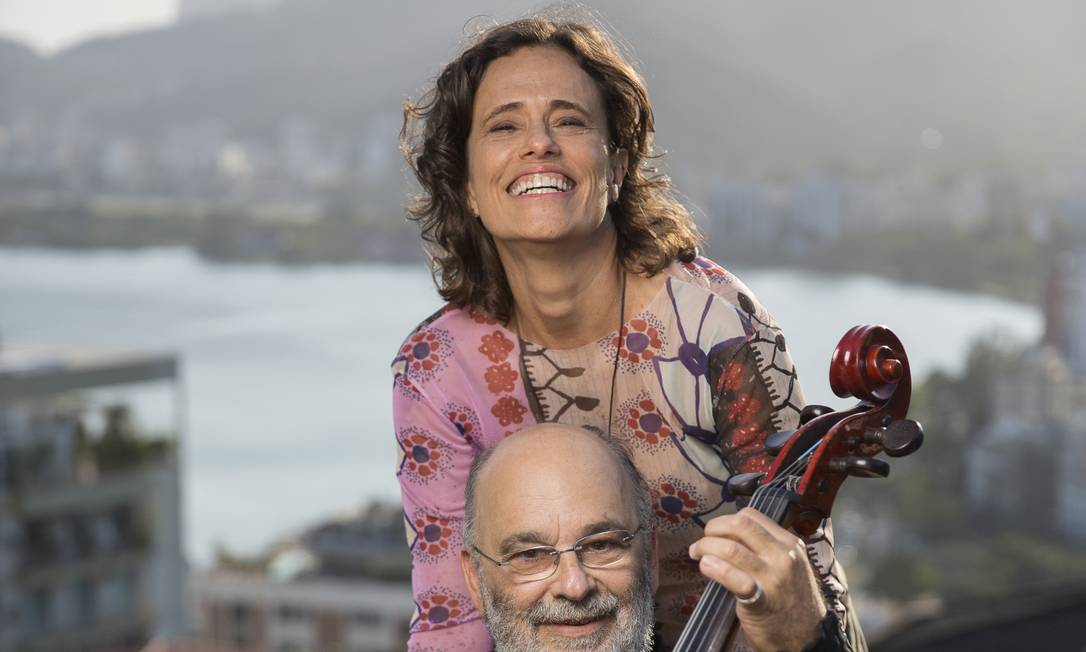 Crítica: Disco de Zélia Duncan e Jaques Morelenbaum é resultado de