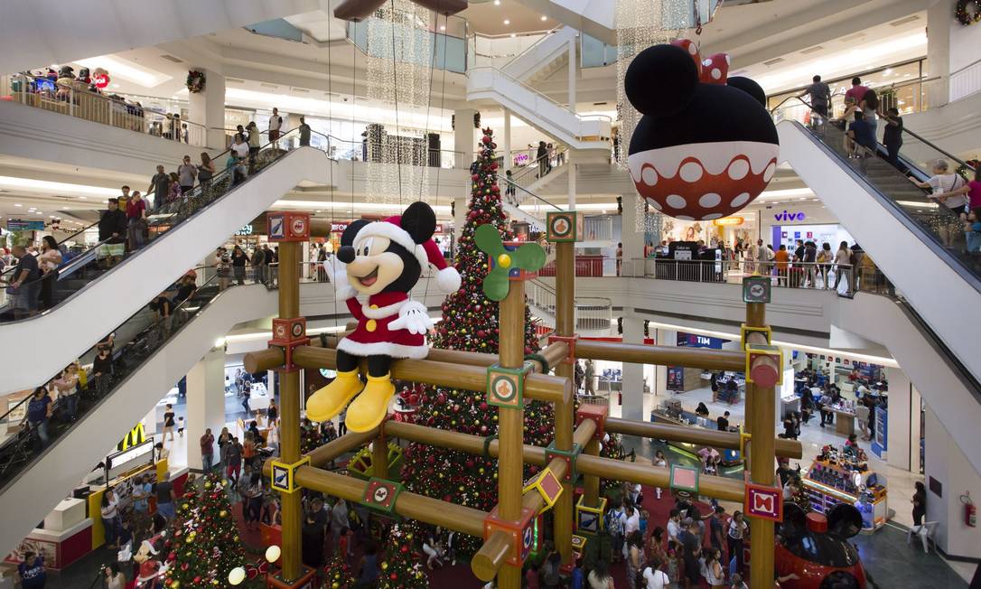 Já é Natal nos shoppings da Barra da Tijuca: comércio se prepara para sua  data mais importante