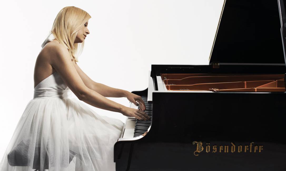 Hit no YouTube, pianista Valentina Lisitsa faz 'maratona' de