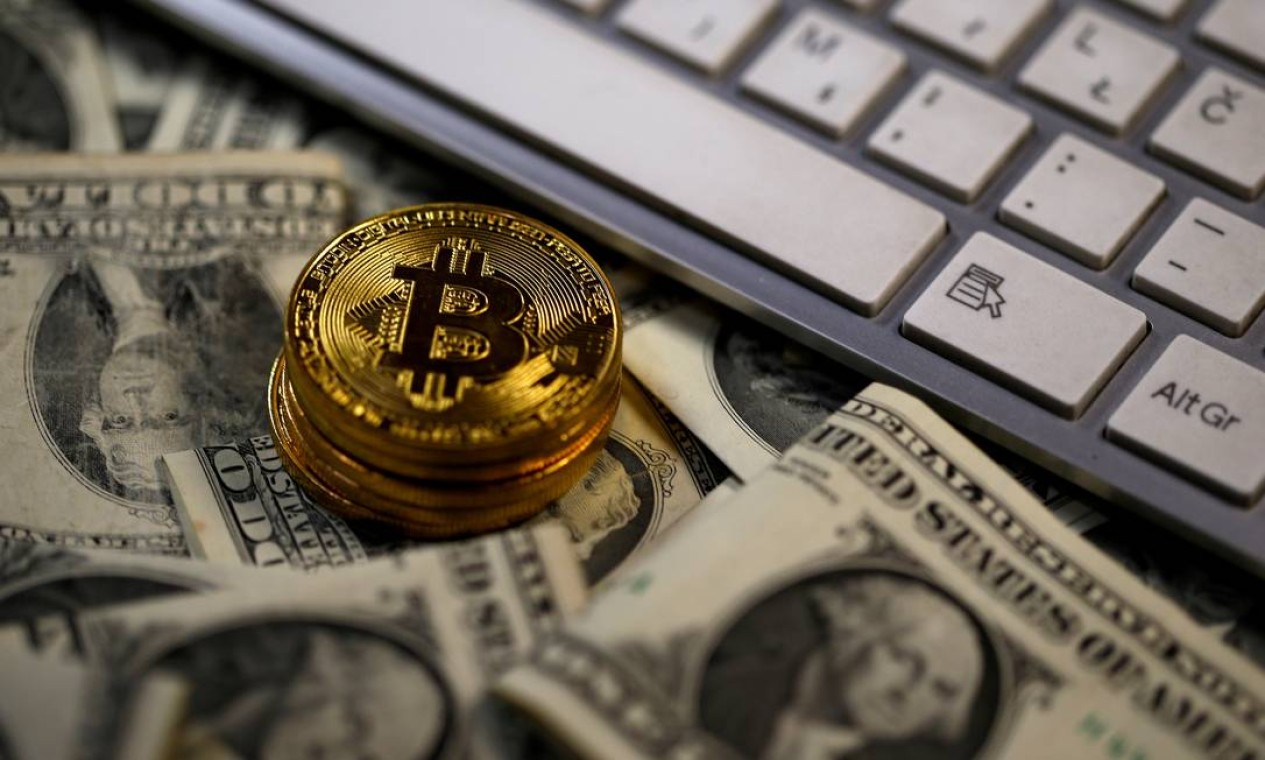 Funcionários de empresa japonesa podem escolher receber parte de salários  em bitcoin - Jornal O Globo