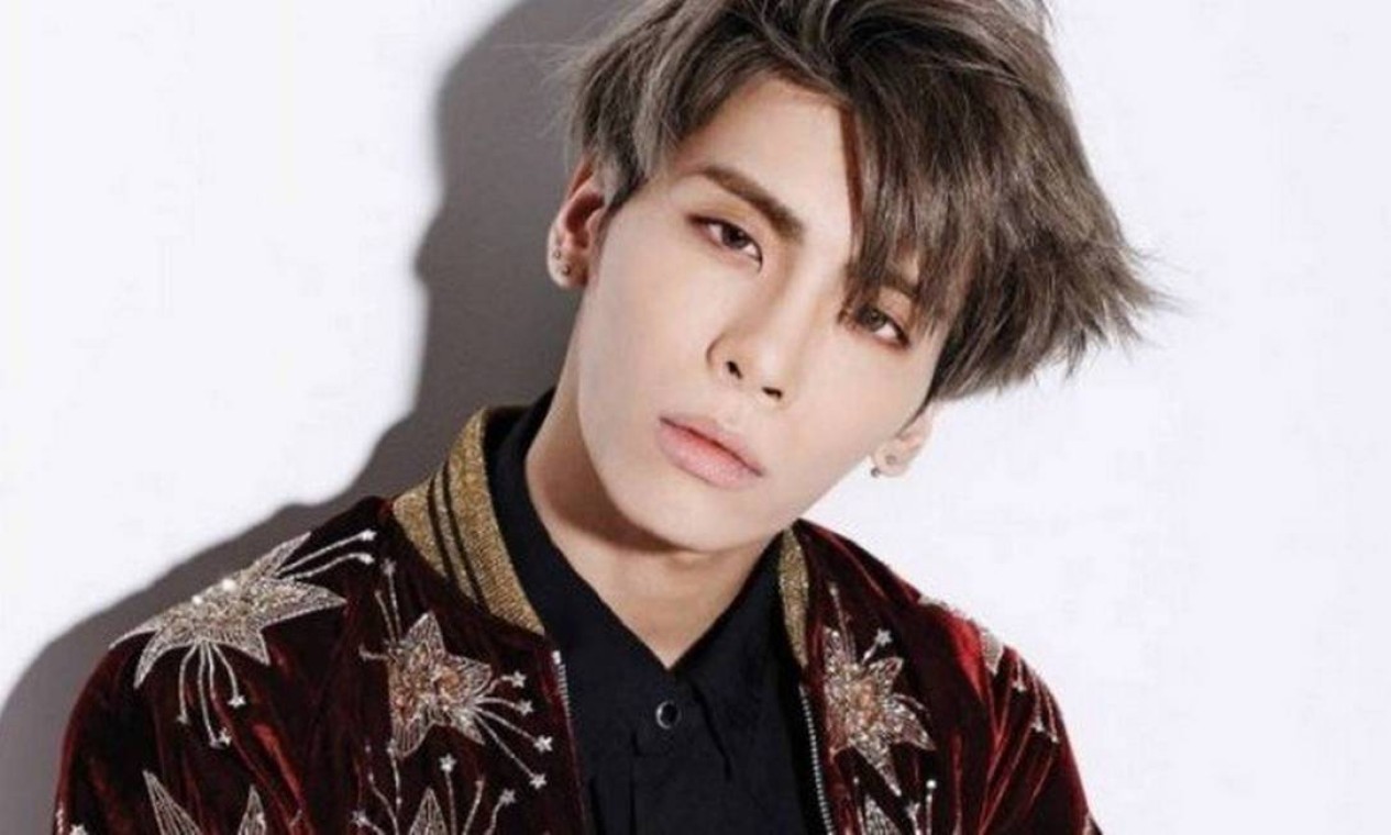 Jonghyun, astro do k-pop, morre após ser encontrado inconsciente