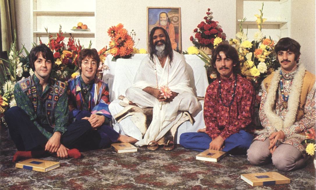 Maharishi Mahesh Yogi, o guru dos Beatles que difundiu a meditação