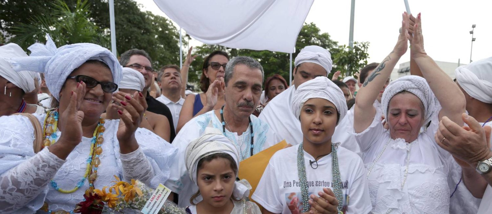 
Ato contra a intolerância religiosa em 2015, na Penha
Foto: Marcio Alves / O Globo (21/06/2015)