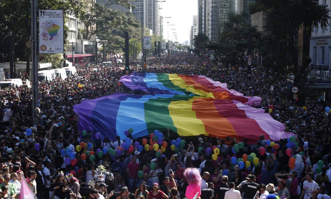 
Parada do Orgulho LGBT de 2017 em São Paulo
Foto:
Marcos Alves
/
Agência O Globo (18/06/2017)
