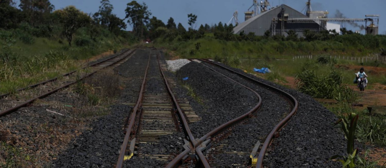 
A estação General Curado na ferrovia Norte-Sul, trecho em Anápolis, Goiás, nos planos do governo para privatização
Foto: Michel Filho