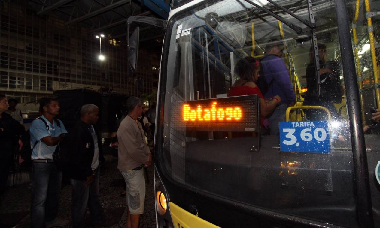 Rio anuncia aumento de mais de 13% nas tarifas de ônibus