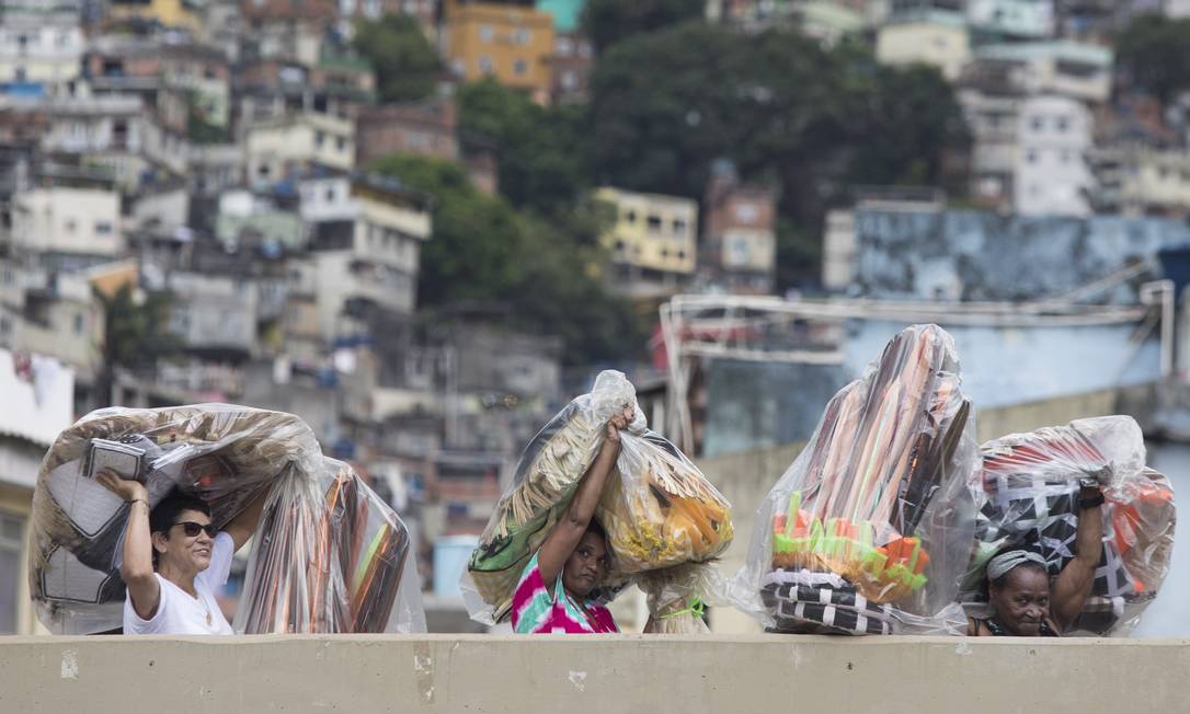 A Acadêmicos da Rocinha teve problemas de atraso devido a onda de violência na favelatest Foto: Ana Branco / Agência O Globo