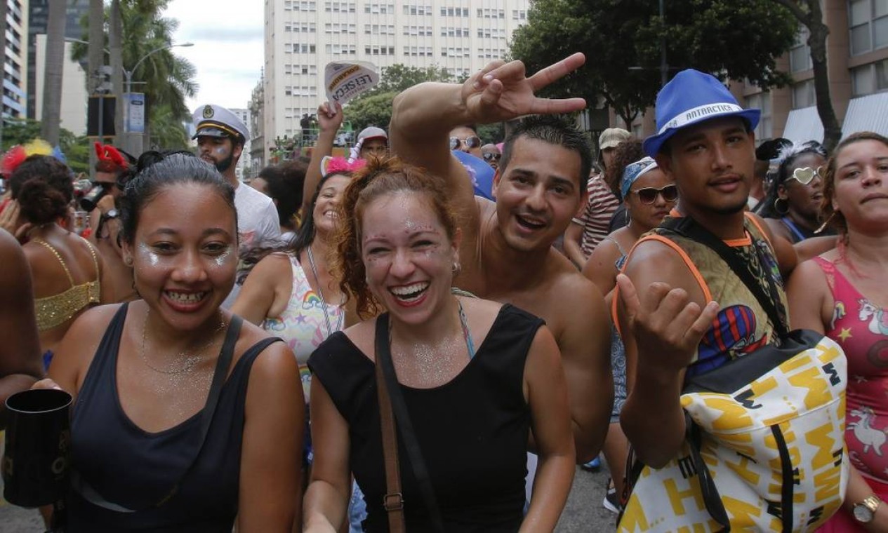 O público se divertiu durante o AfroReggae Foto: Reginaldo Pimenta / Agência O Globo