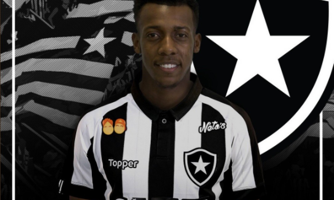 Botafogo anuncia a contratação do lateral-esquerdo Moisés ...